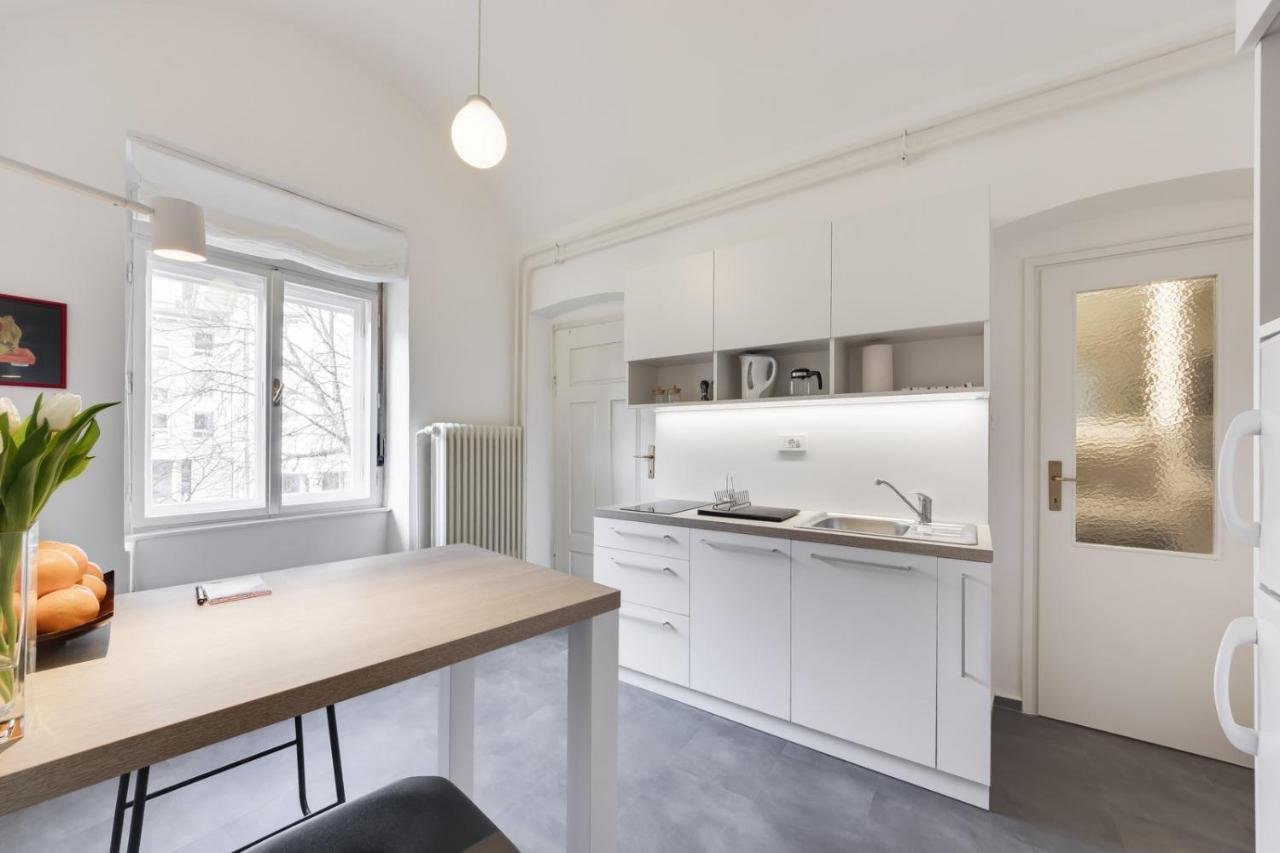 City Center Apartment With Parking Любляна Экстерьер фото